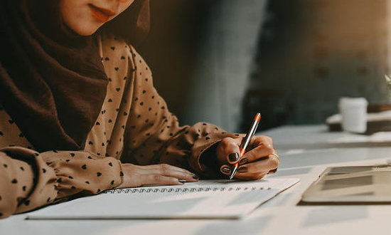 الكتابة... طريق لإيجاد النّفس